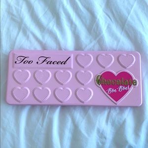 Too faced chocolate bon bons eyeshadow palette